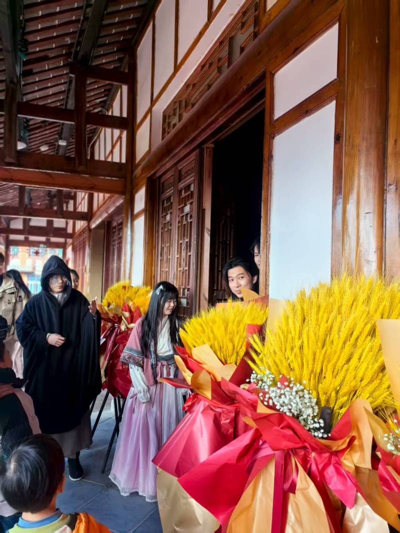 沉浸赋能：洪雅县景区演艺的差异化突围之路